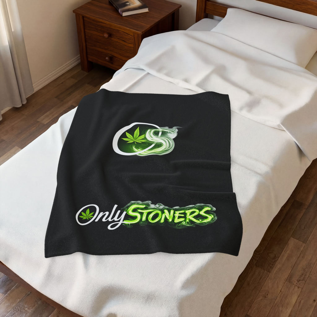 OnlyStoners Velveteen Plush Blanket – Cannabis Leaf Graphic Cozy Throw